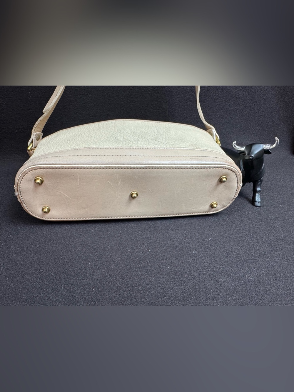 Dooney & Bourke Cream Pebbled Leather Crossbody Bag - Picture 7 of 16